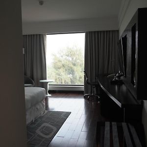 Standard Zimmer mit Kingsize-Bett